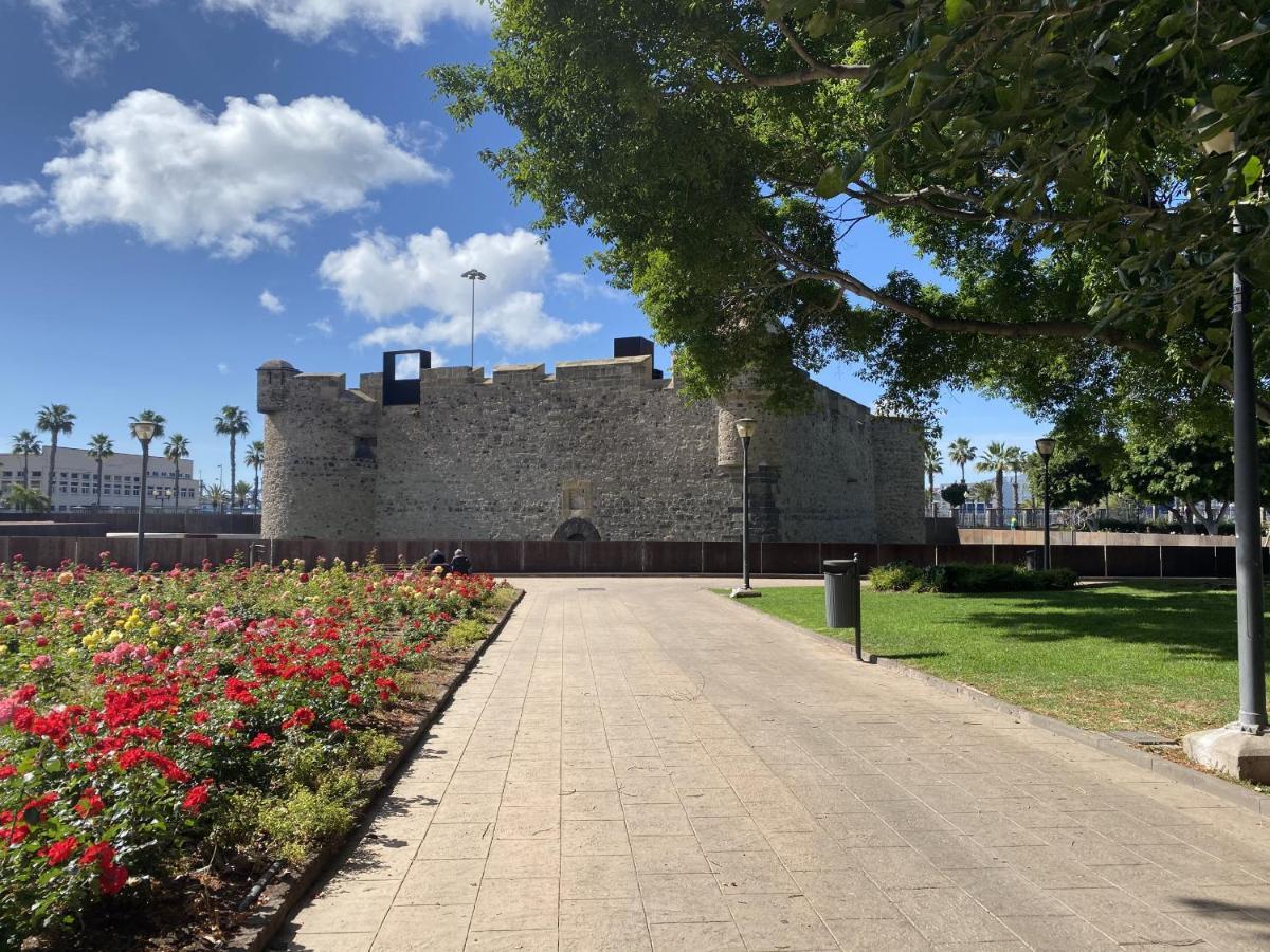 Castle View With Wifi By Canariasgetaway Las Palmas Exterior photo